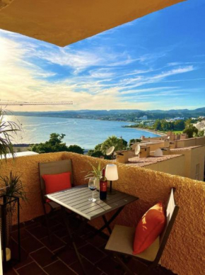 Beach Front Apartment in Estepona